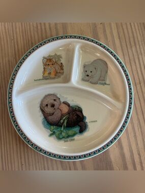 VTG 8.25" Selandia Childs Baby Otter Tiger Bear Dinner Divided Plate - Taiwan!